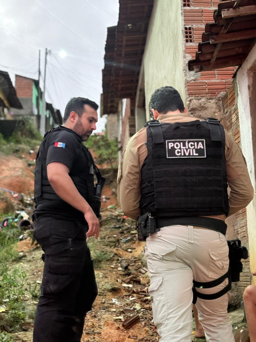 Operação da PC desarticula grupo ligado ao CV em Branquinha e dois suspeitos morrem em troca tiros com a polícia 