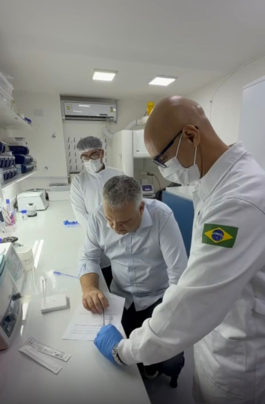 Alfredo Gaspar faz exame de DNA, aponta denunciação caluniosa e aguarda Justiça contra acusadores