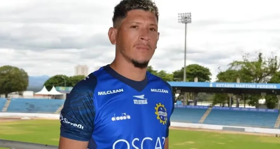 Clessione recusa o CSA para fechar com equipe concorrente da Série D