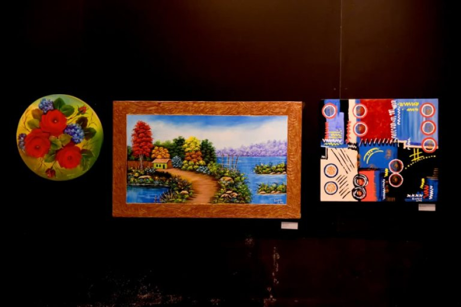 Museu Zezito Guedes recebe exposição “Entre cores e flores”