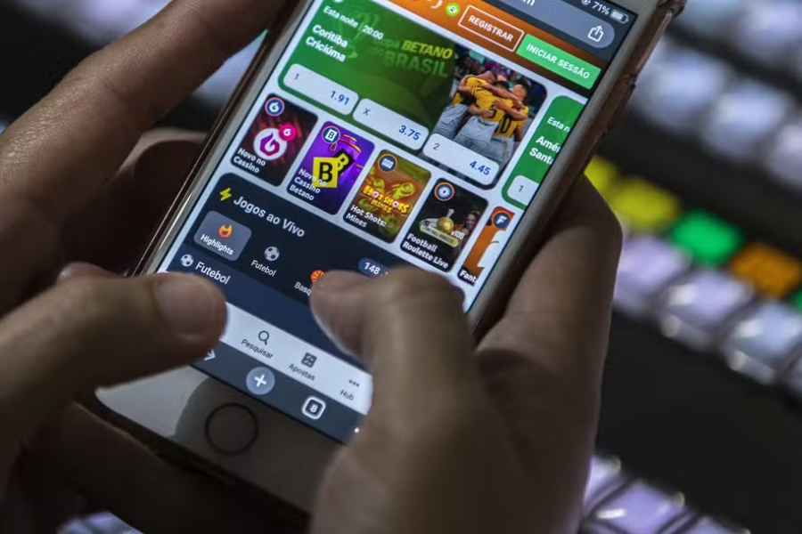 Apostas em Bets tiraram R$ 143,8 bilhões do comércio em dois anos, mostra estudo inédito da CNC