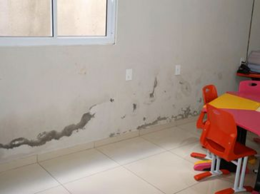 MP flagra creche superlotada e CREAS com estrutura insuficiente em Santana do Ipanema