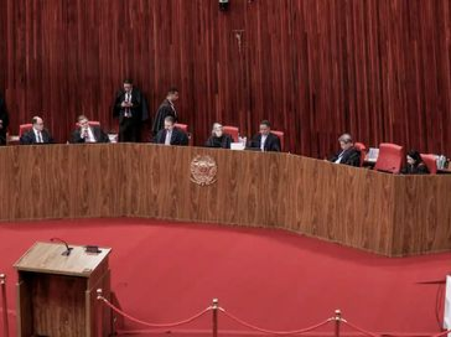 TSE determina cassação de governador de Roraima e ordena novas eleições no estado