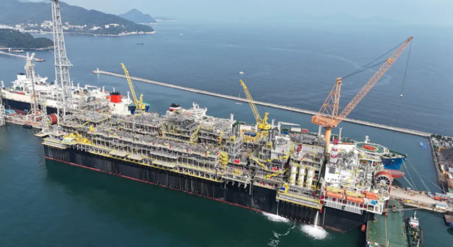 Petrobras coloca plataforma P-79 em operação e amplia produção no Campo de Búzios