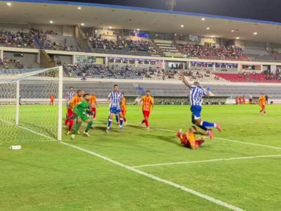 CSA atropela invencibilidade da Juazeirense, vence no Rei Pelé e cola na liderança da Série D