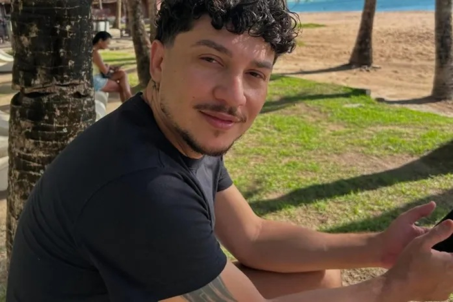 Cabeleireiro morre após reação alérgica a caranguejo em restaurante de Maceió