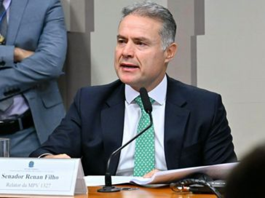 Congresso aprova parecer que prevê renovação gratuita da CNH para condutores
