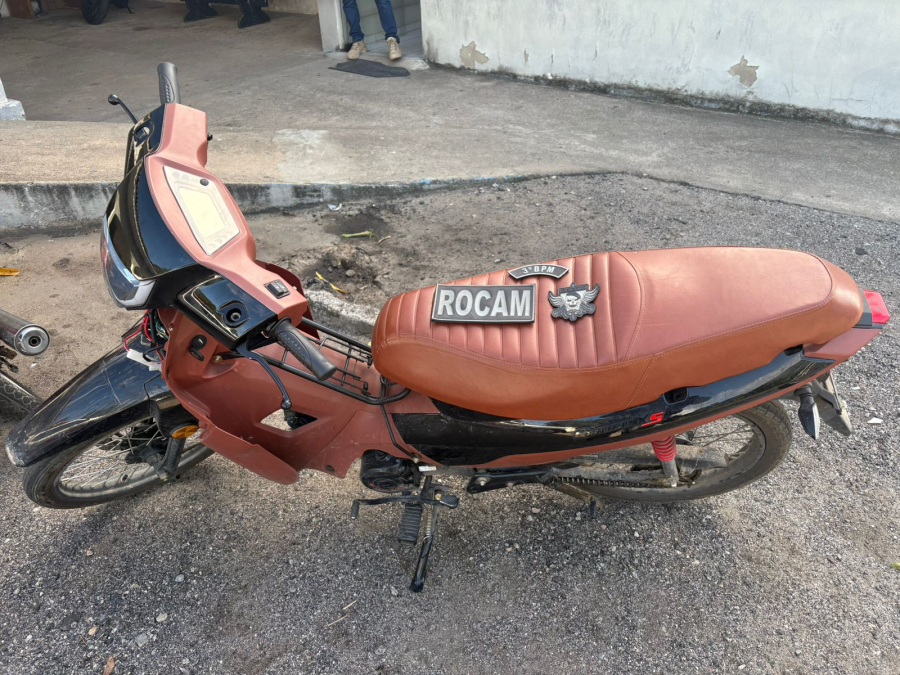 ROCAM recupera motocicleta com registro de roubo em bairro do Planalto, em Arapiraca
