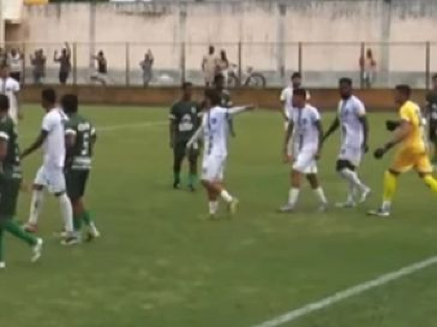 Jogador sofre ataque racista durante semifinal do Alagoano Sub-23 em Teotônio Vilela