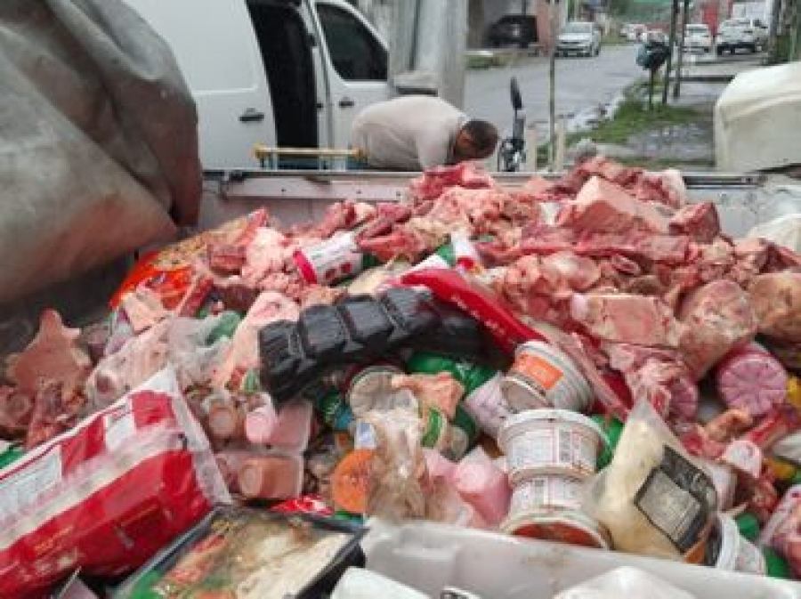 Mais de 800 kg de alimentos vencidos são apreendidos em operação da Vigilância Sanitária em Maceió*