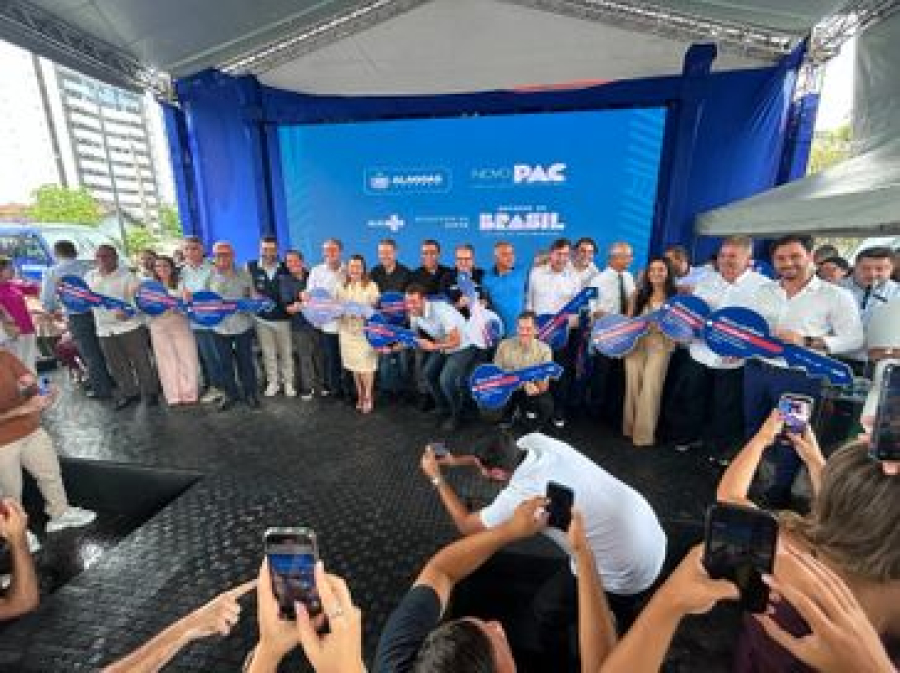 Municípios de Alagoas recebem novos veículos para reforçar transporte de pacientes do SUS