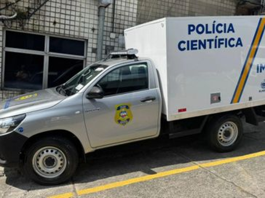 Homem é executado após criminosos se passarem por policiais em bairro de Maceió
