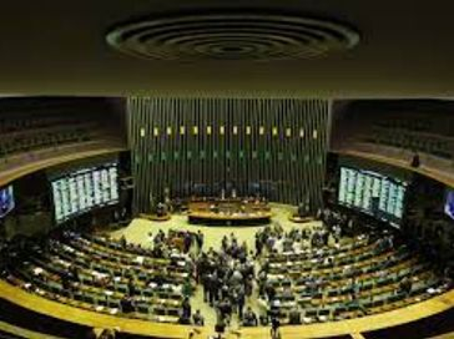 Congresso Nacional recomenda: crianças estupradas façam seus abortos clandestinos