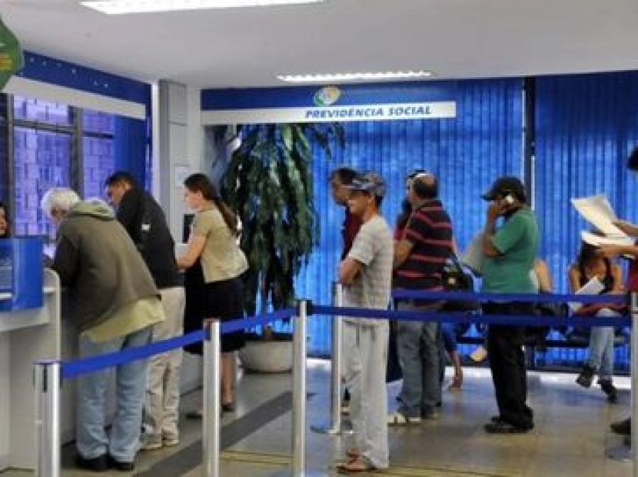 INSS realiza mutirão em Maceió para antecipar perícias médicas e reduzir fila de espera