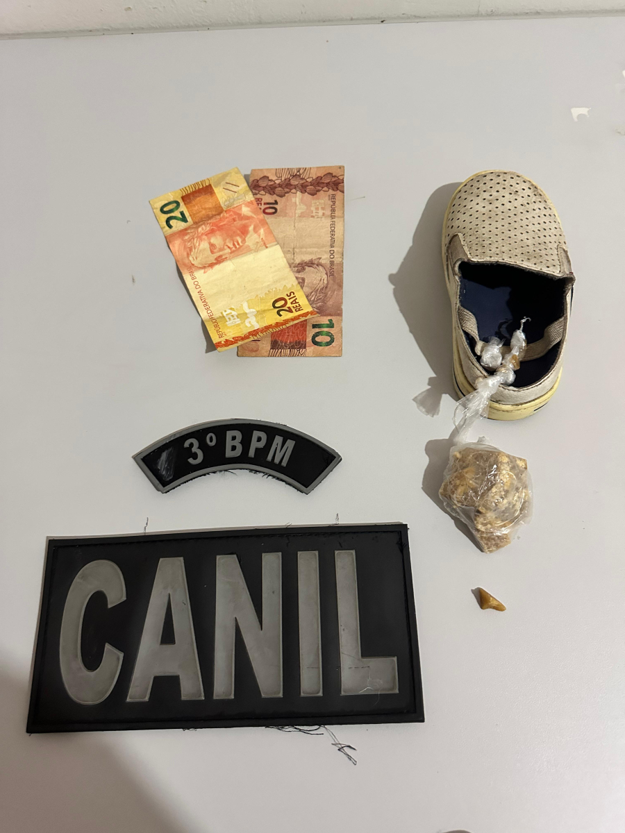 Crack é encontrado em sapatinho infantil e homem é preso por tráfico em Arapiraca