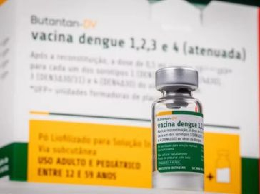Ministério da Saúde suspende vacina da dengue após investigação de duas mortes suspeitas