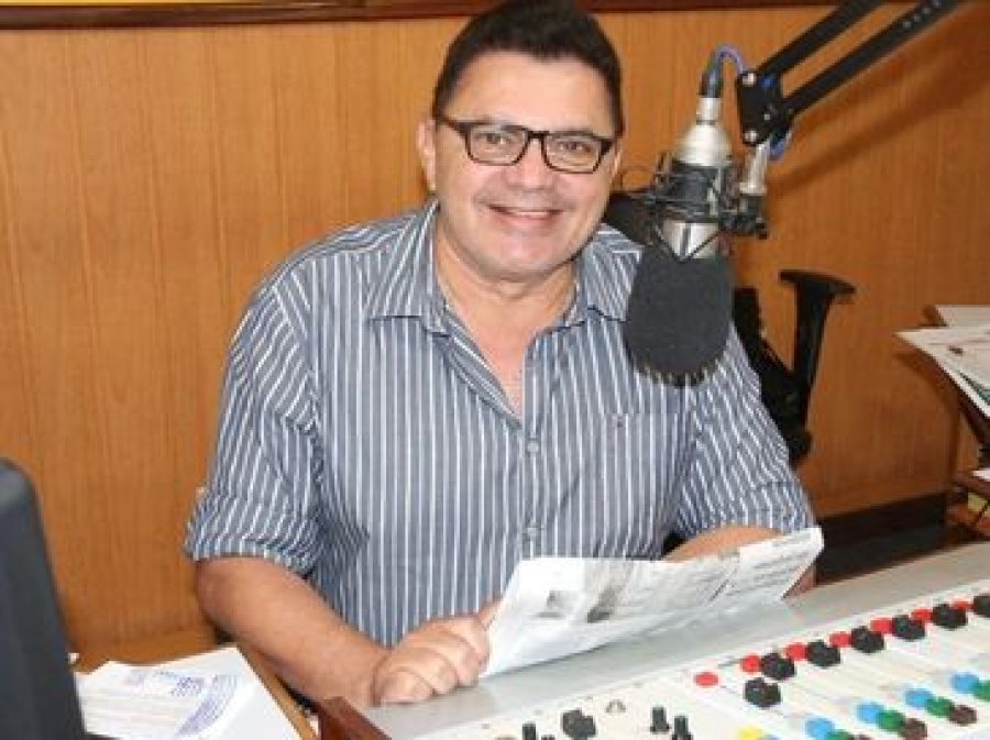 Radialista Alves Correia passa mal após cirurgia e é atendido em Arapiraca