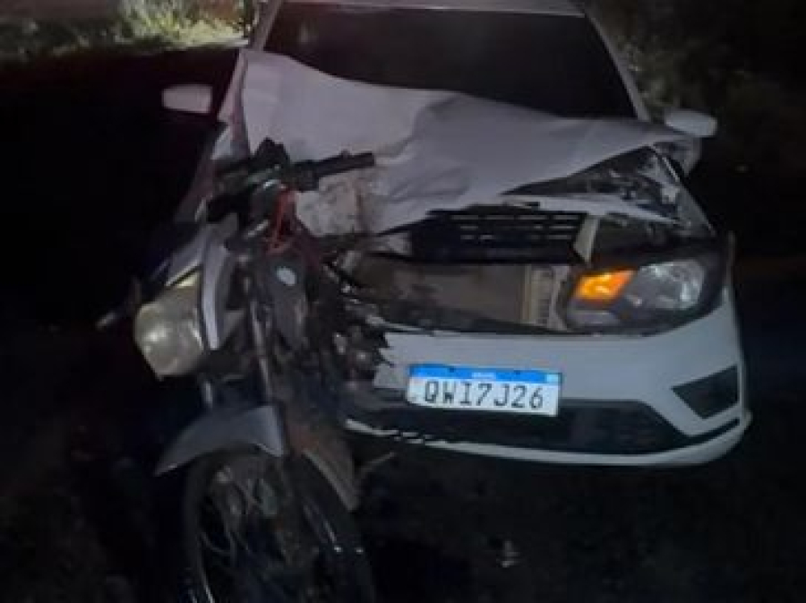 Jovem morre em acidente de moto e esposa com bebê ficam feridas em Craíbas