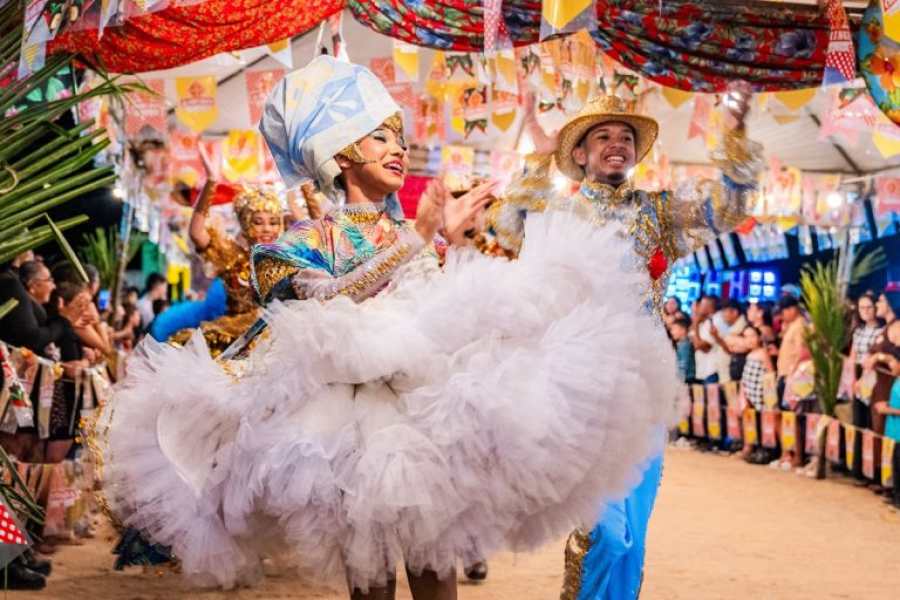 Arapiraca dá início ao maior São João Comunitário do Brasil com espetáculo de tradição e inclusão