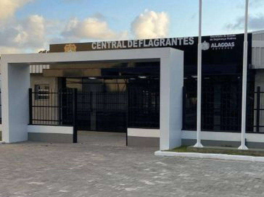 Homem é preso após encomendar carimbo falso com dados de médica em Rio Largo