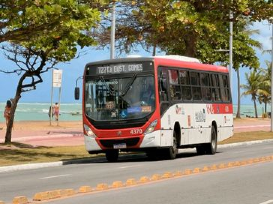 Fim da escala 6x1 pode aumentar tarifa de ônibus em até 8%, alerta Sinturb