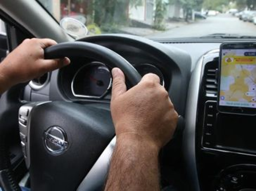 Pesquisa revela cenário de instabilidade e dívidas entre motoristas de app
