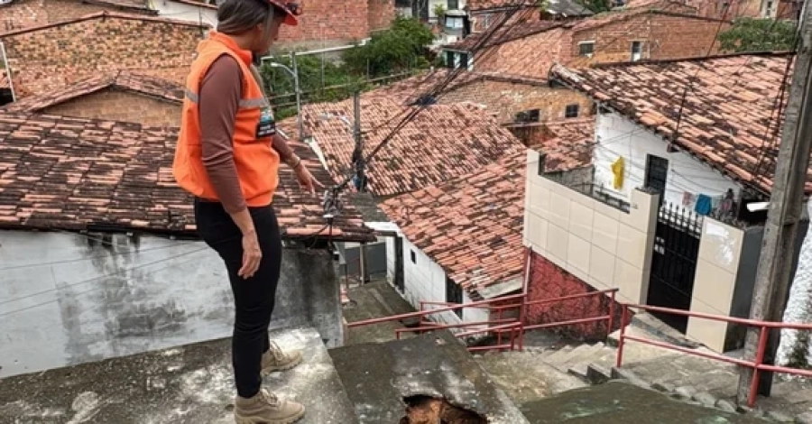 Chuvas mantêm Maceió em alerta e Defesa Civil intensifica monitoramento em áreas de risco