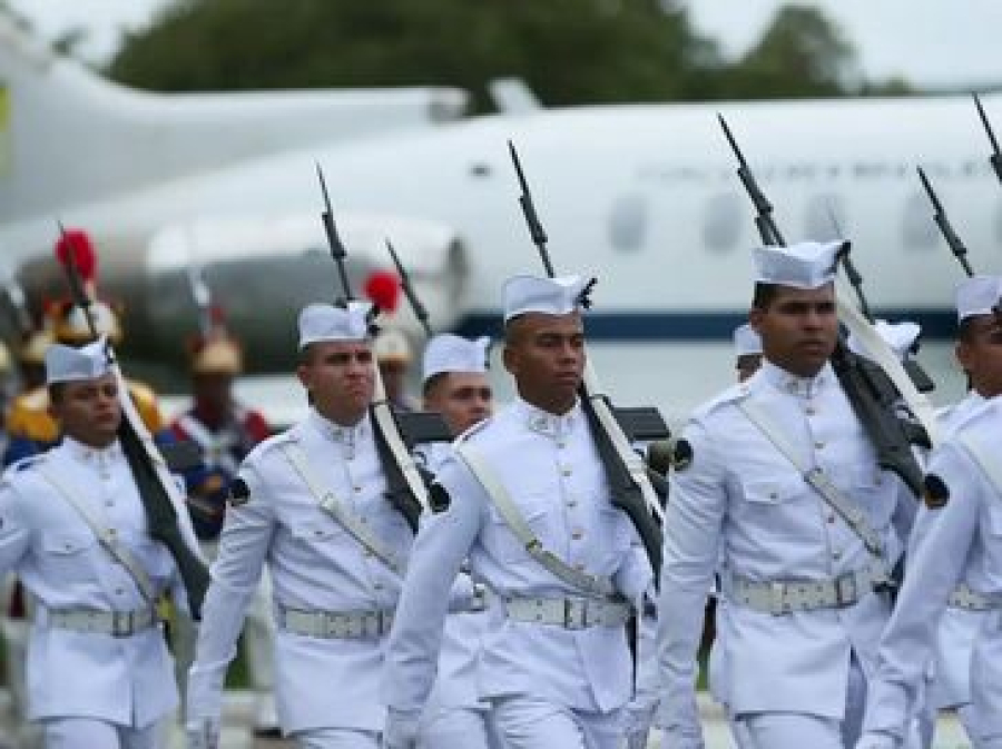 Alistamento militar de jovens nascidos em 2008 deve ser feito até esta terça-feira (30)