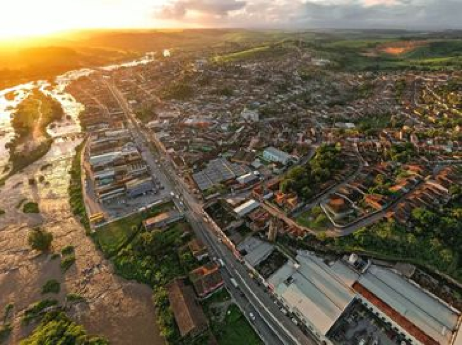 Criminosos se passam por policiais e executam homem dentro de residência em Rio Largo