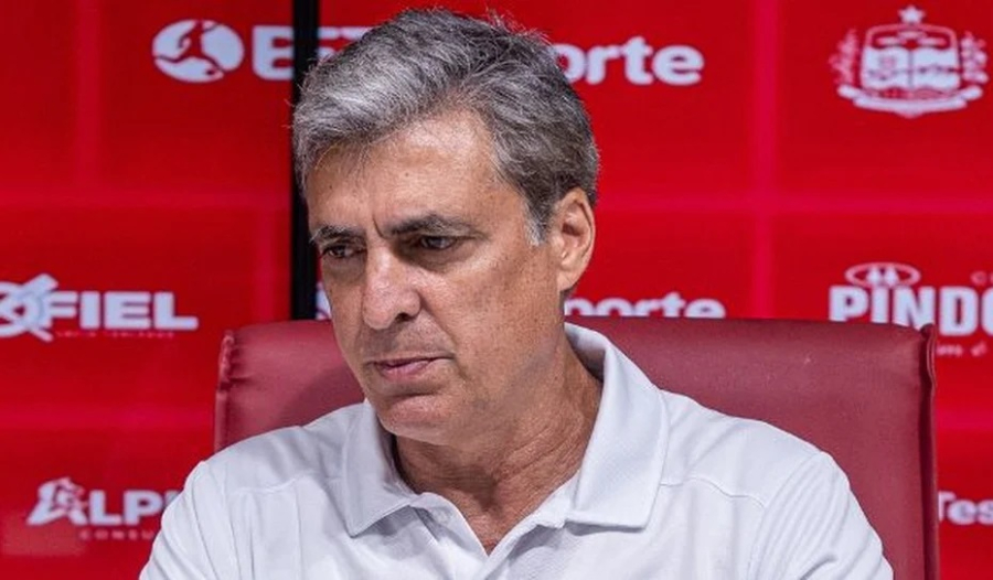 Presidente do CRB é internado após acidente durante pescaria
