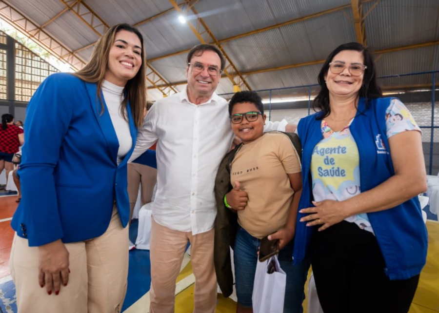 Prefeito Luciano lança programa de saúde oftalmológica e entrega mais de 260 óculos de grau