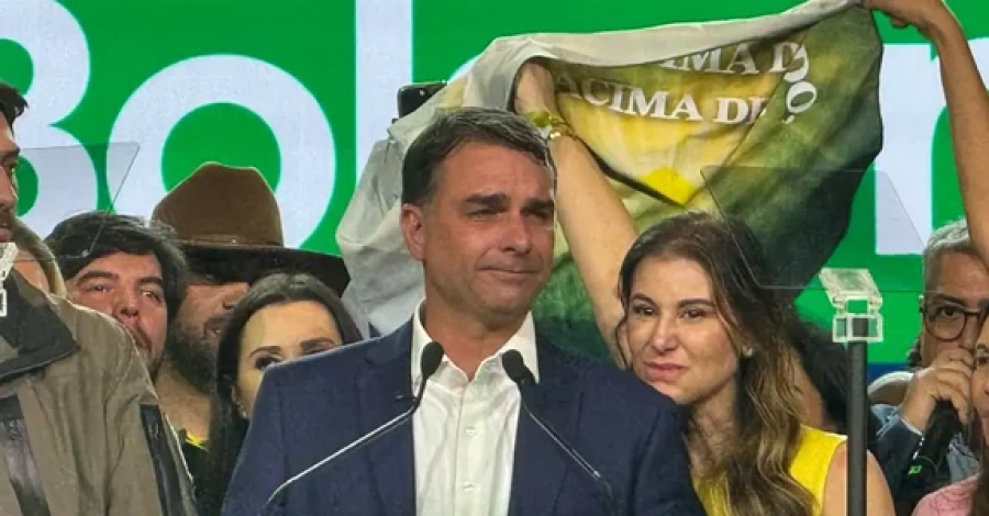 PL oficializa candidatura de Flávio Bolsonaro à Presidência em convenção nacional