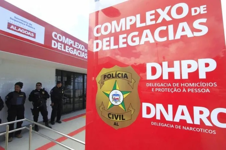 Suspeito de homicídio é preso em flagrante com arma e drogas em Maceió