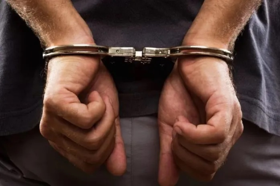 Suspeito de tráfico de drogas é preso com cocaína e maconha na orla de Maceió