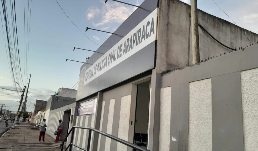 Homem é preso após agredir e ameaçar companheira em Arapiraca